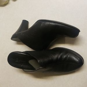 Born Crown Pinto Black mules size 8